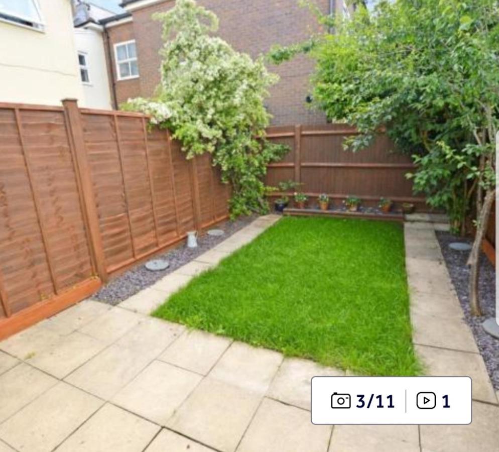 Acacia Villa Dunstable Luaran gambar